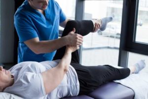 変形性膝関節症でおこなうリハビリテーションの有効性について